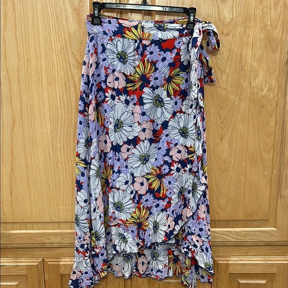 Maeve Floral Wrap Skirt - Picture 2 of 13